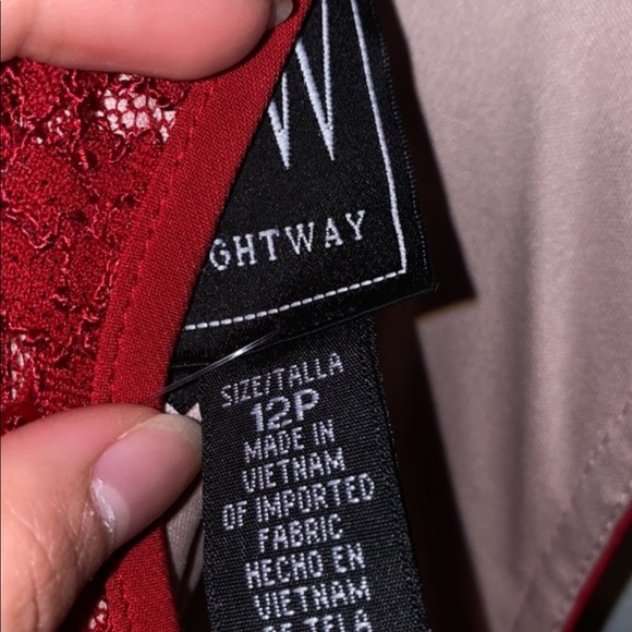 Maxi dress, maxi walk thru dress - Picture 3 of 6